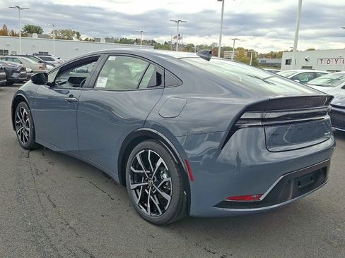 New 2026 Toyota Prius XSE image 4