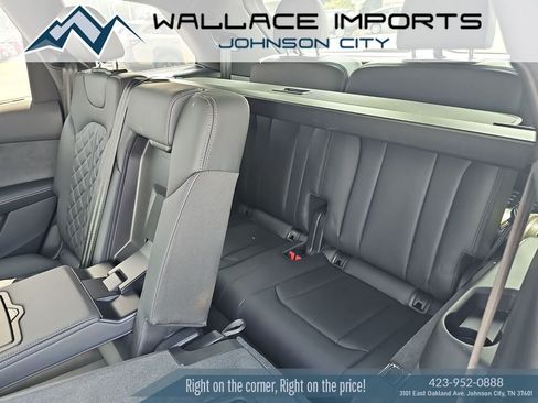 Used 2025 Audi SQ7 Premium Plus AWD/4WD image 32