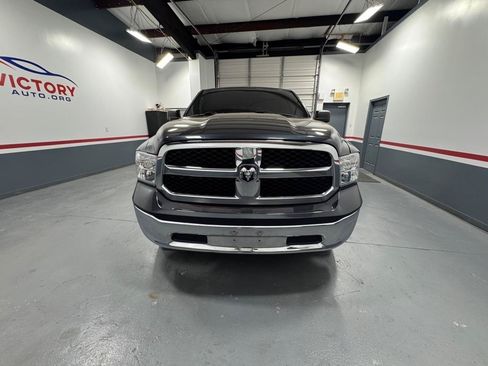 Used 2017 RAM 1500 Classic SLT AWD/4WD image 7