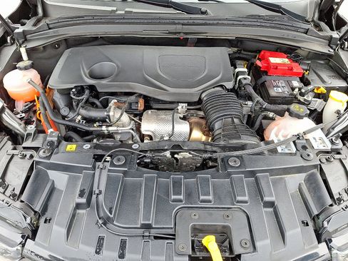 Used 2024 Alfa Romeo Tonale Veloce image 28