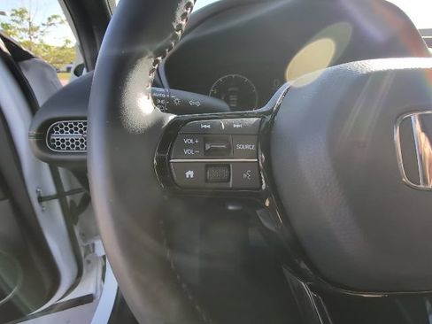 Used 2025 Honda HR-V Sport image 14