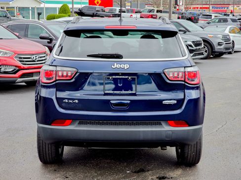 Used 2018 Jeep Compass Latitude w/ Cold Weather Group image 13