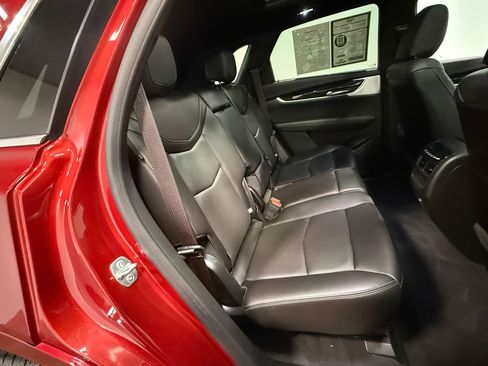 Used 2024 Cadillac XT5 Premium Luxury image 14