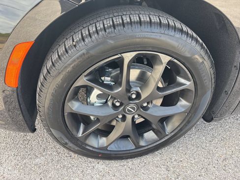New 2026 Chrysler Pacifica Select w/ S Appearance Package FWD image 33