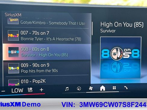 Used 2025 BMW 330i Sedan w/ Convenience Package image 39