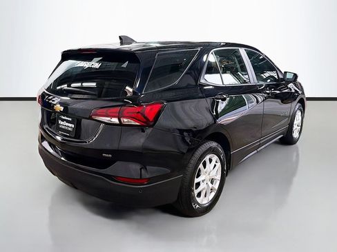 Used 2022 Chevrolet Equinox LS AWD/4WD image 9