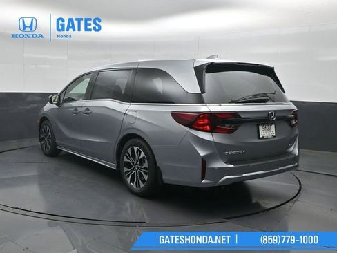 New 2026 Honda Odyssey Elite image 8