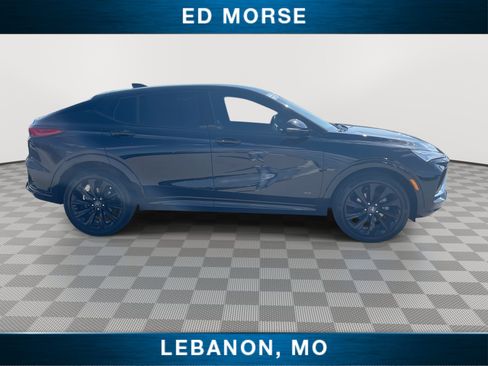 Used 2025 Buick Envista Sport Touring w/ Experience Buick Package FWD image 9