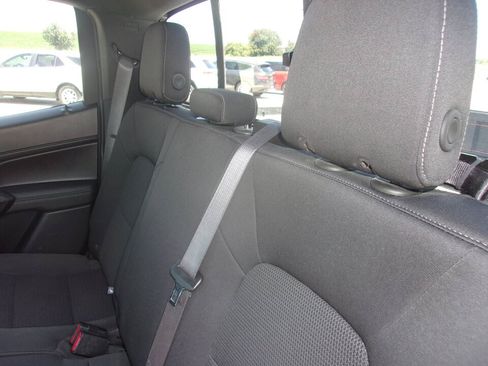 Used 2024 Chevrolet Colorado LT w/ LT Convenience Package II AWD/4WD image 18