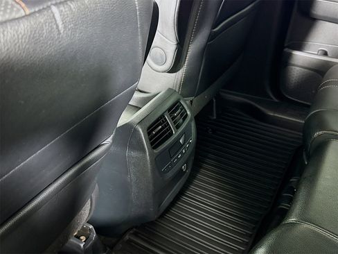 Used 2022 Honda Pilot TrailSport image 23