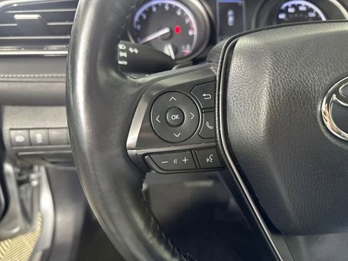 Used 2024 Toyota Camry SE image 15