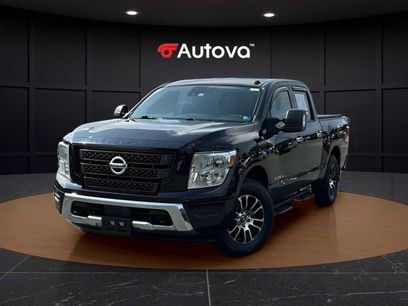 Used 2021 Nissan Titan SV w/ SV Convenience Package