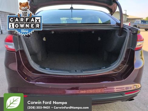 Used 2018 Ford Fusion SE w/ Equipment Group 201A FWD image 28