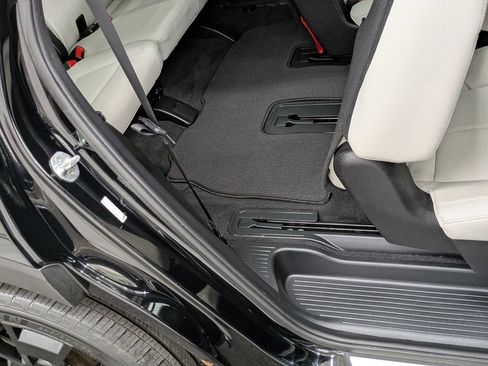 Used 2022 Kia Telluride SX w/ Nightfall Edition Package AWD/4WD image 32