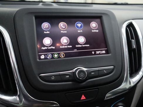 Used 2020 Chevrolet Equinox LS FWD image 22