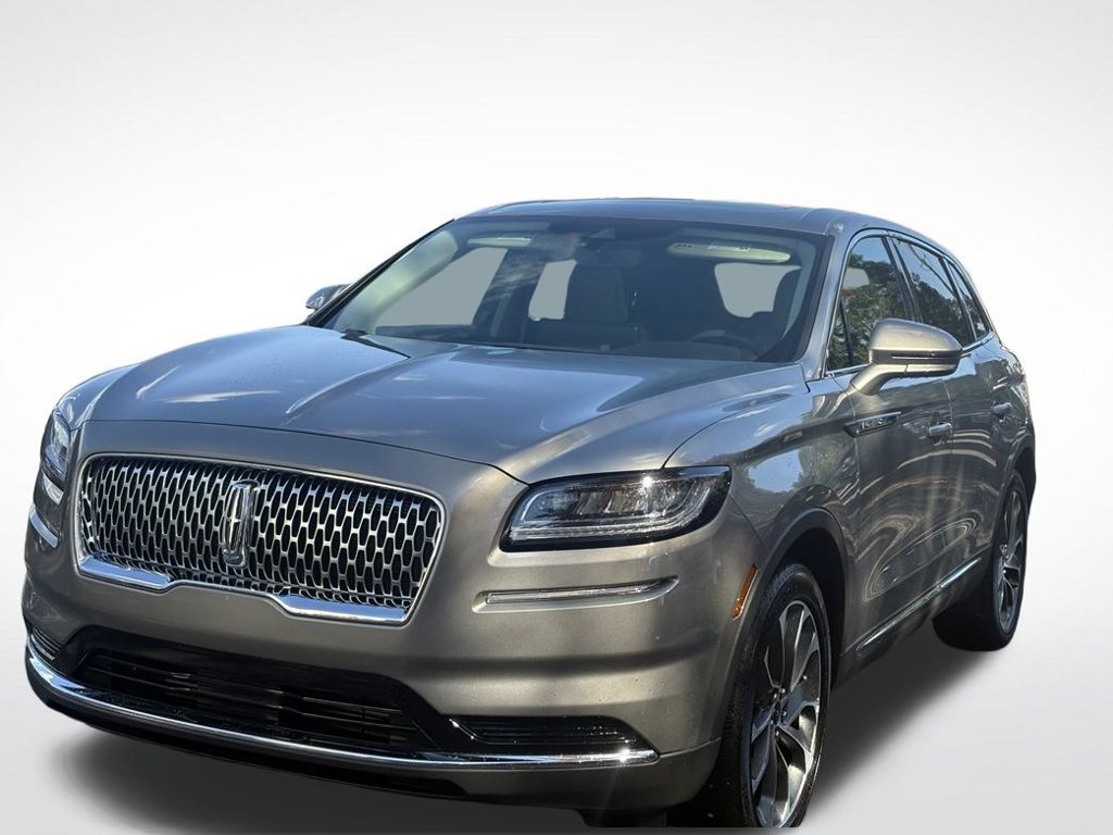 Used 2023 Lincoln Nautilus Reserve w/ Luxury Package AWD/4WD image 2