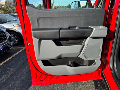 New 2026 Ford F250 XL w/ XL Chrome Package image 20