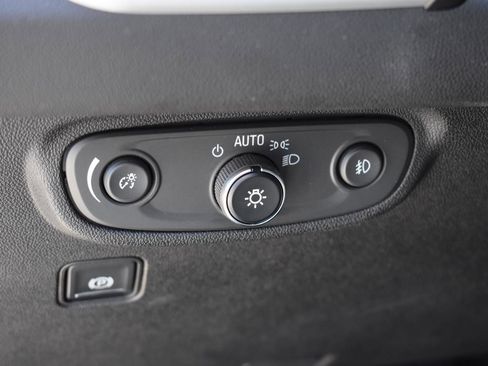 Used 2019 GMC Terrain SLT w/ Preferred Package FWD image 25