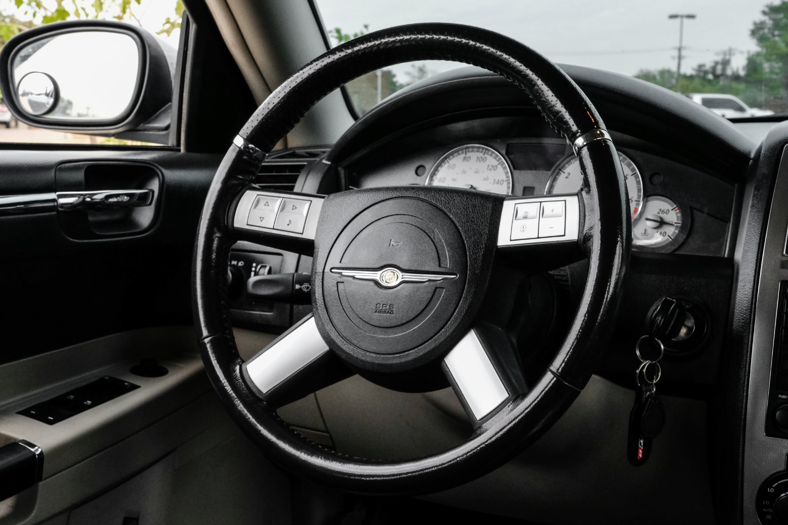 Used 2006 Chrysler 300 SRT8 w/ SRT Option Group II RWD image 12