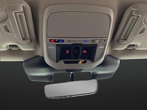 Used 2023 Subaru Forester Touring image 27