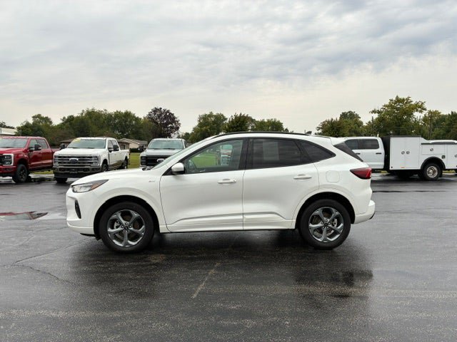 Used 2024 Ford Escape ST-Line Select w/ Tech Pack #1 AWD/4WD image 2