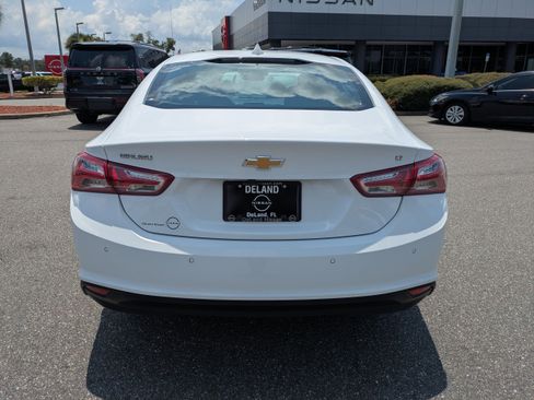 Used 2024 Chevrolet Malibu LT FWD image 5