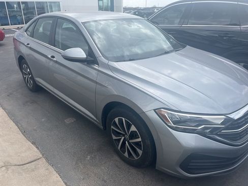 Used 2024 Volkswagen Jetta S image 3