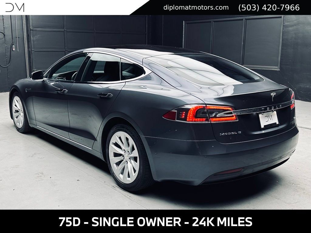 Used 2017 Tesla Model S 75D AWD/4WD image 4