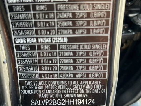 Used 2017 Land Rover Range Rover Evoque SE AWD/4WD image 32