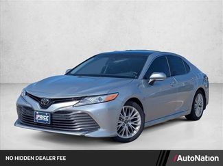 Used 2018 Toyota Camry XLE FWD video 1