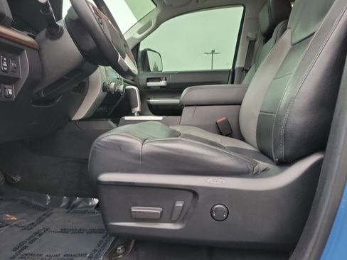 Used 2021 Toyota Tundra Limited w/ Limited Premium Package image 16