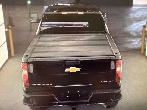 Used 2025 Chevrolet Silverado 2500 Custom w/ Custom Value Package AWD/4WD image 17