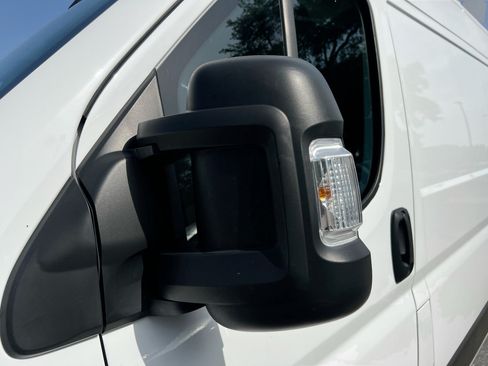 Used 2023 RAM ProMaster 2500 FWD image 13