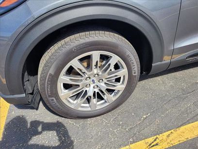 New 2026 Ford Explorer Active w/ Active Comfort Package