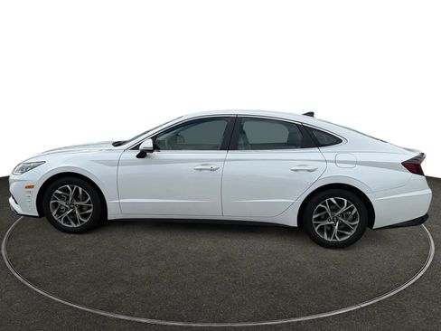 Used 2020 Hyundai Sonata SEL w/ Cargo Package FWD image 2