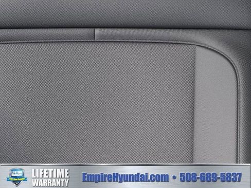 New 2026 Hyundai Santa Fe SE image 17