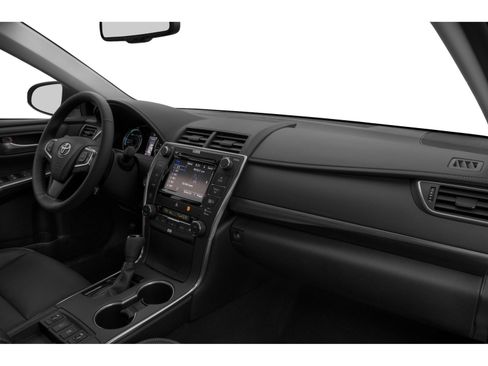 Used 2015 Toyota Camry XLE w/ Moonroof Package FWD image 13