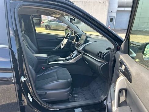Used 2024 Mitsubishi Eclipse Cross SE AWD/4WD image 11