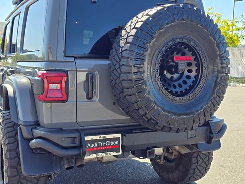 Used 2023 Jeep Wrangler Unlimited Rubicon 392 w/ Xtreme Recon 35" Tire Package AWD/4WD image 39