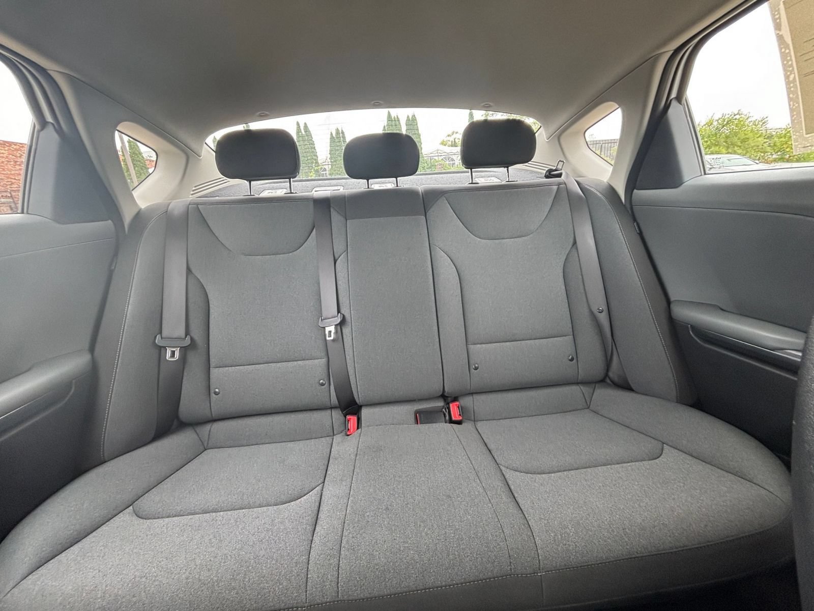 Used 2025 Kia K4 FWD image 35