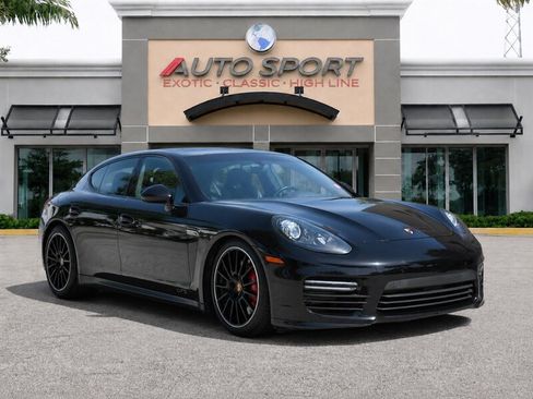 Used 2015 Porsche Panamera GTS AWD/4WD image 5