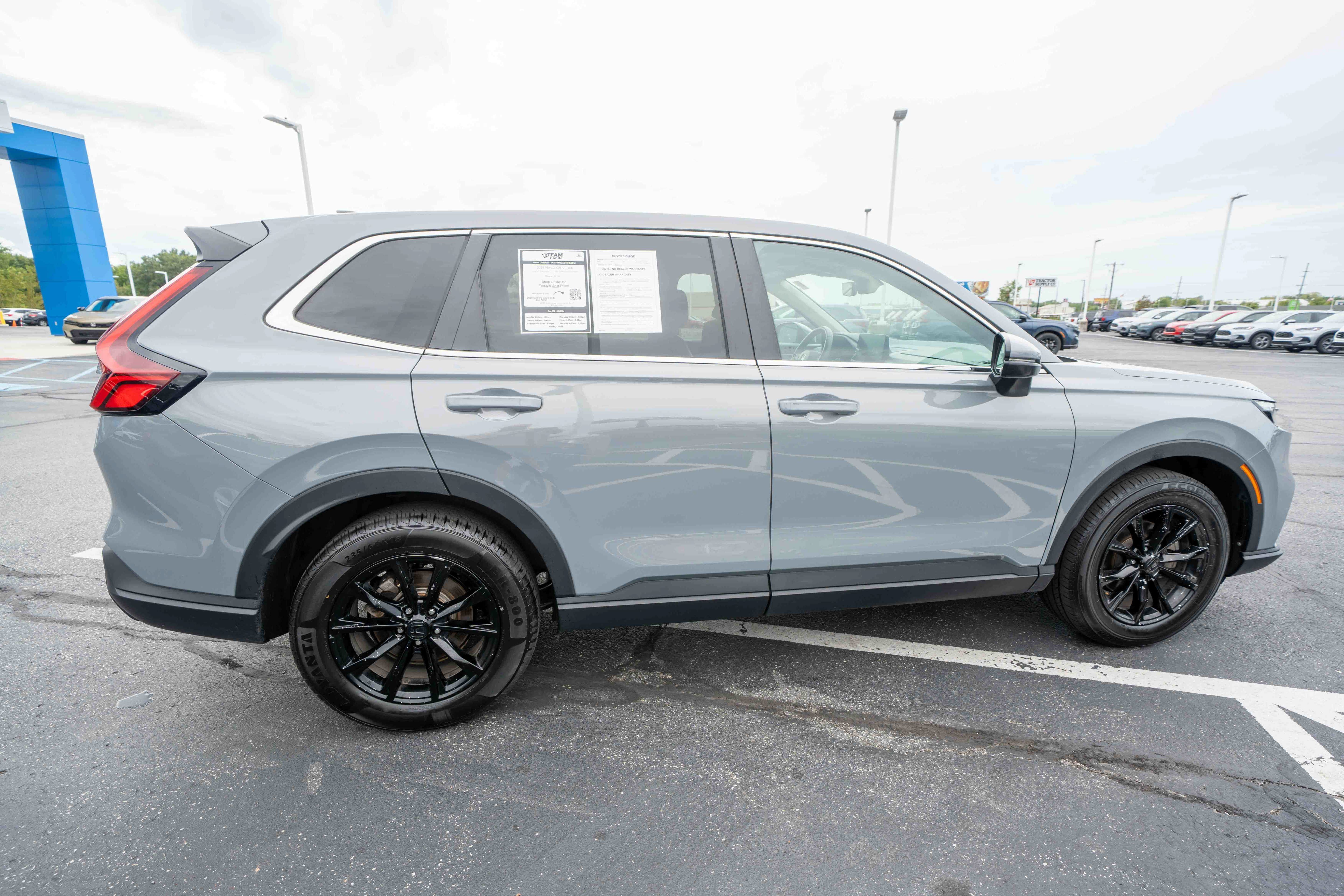 Used 2024 Honda CR-V EX-L image 6