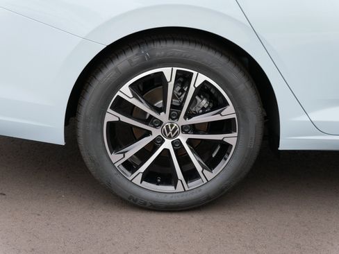 New 2025 Volkswagen Jetta Sport image 5