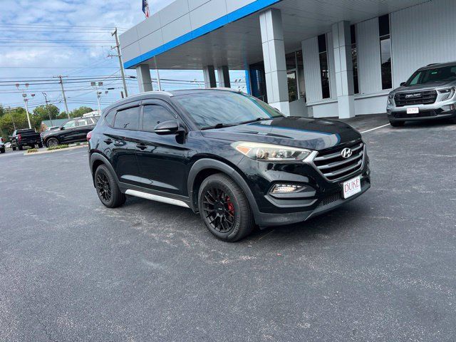 Used 2017 Hyundai Tucson SE Plus FWD image 2