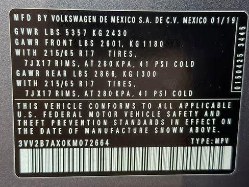 Used 2019 Volkswagen Tiguan SE w/ Panoramic Sunroof Package image 40