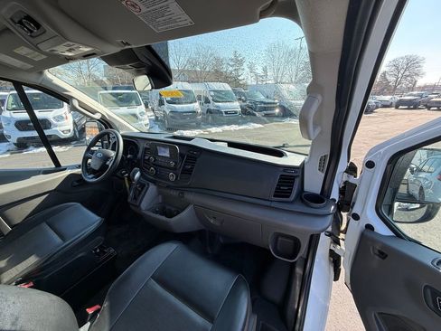 Used 2023 Ford Transit 350 XLT image 17