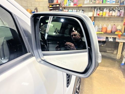 Used 2024 Ford Ranger Lariat w/ FX4 Off-Road Package image 7