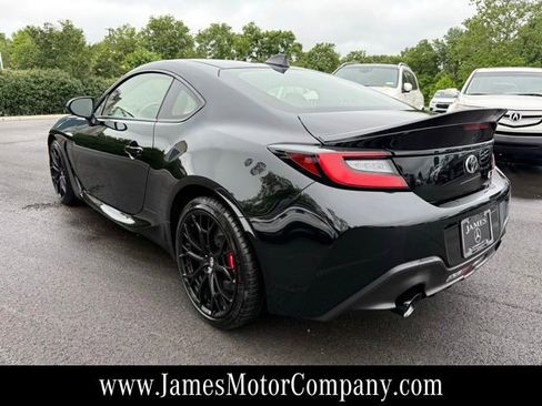Used 2025 Toyota GR86 Premium w/ Performance Package RWD image 7