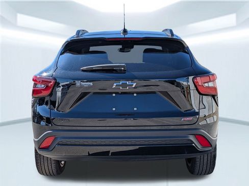 Used 2024 Chevrolet Trax RS image 5