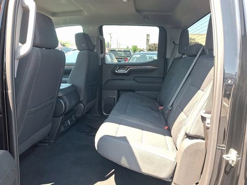 Certified 2023 Chevrolet Silverado 1500 LT AWD/4WD image 10